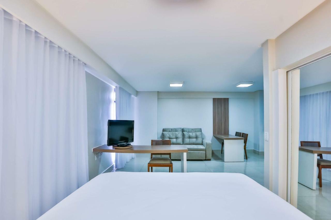 Golden Tulip Address